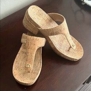 AEROSOLES Cork Look Platform Thong Sandals - Tan